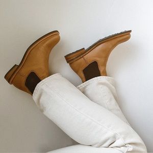 Carmen Chelsea Boot